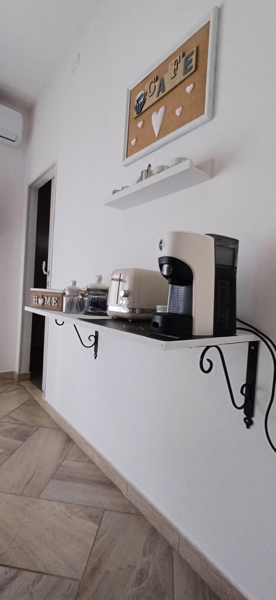 La Casa Di Cry Apartment Cagliari Ngoại thất bức ảnh